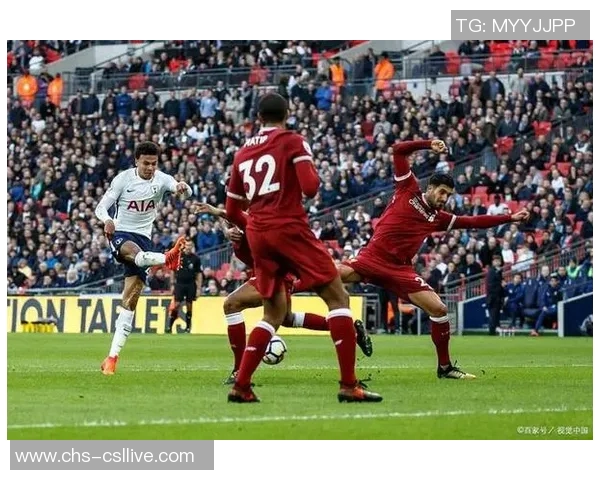 AC米兰迎战强敌全力争胜球迷期待精彩对决与激情时刻